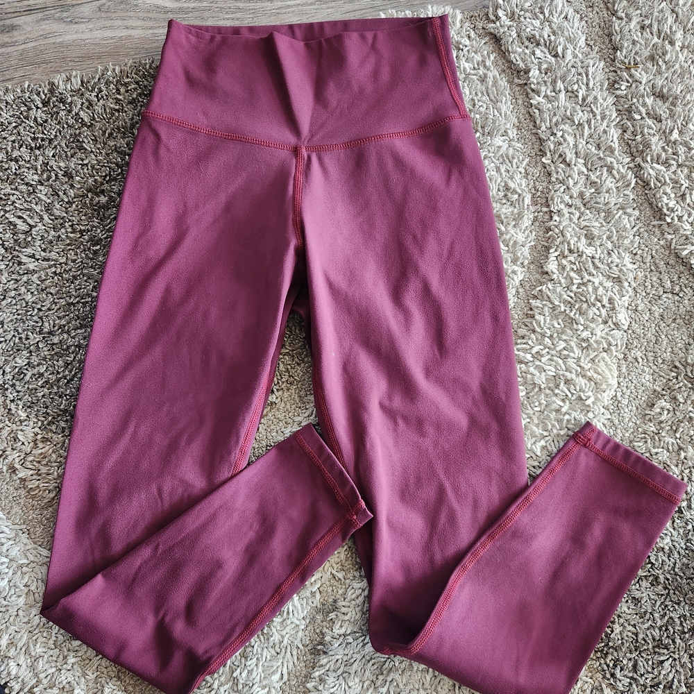 NVGTN Four-Pack High-Waist Leggings in Blue, Gray, Rose, Burgundy - Picture 10 of 10